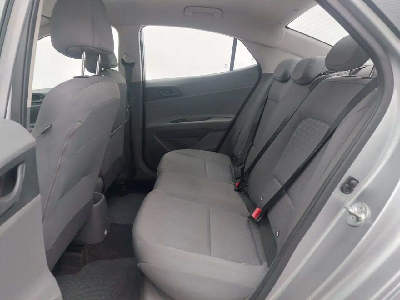 Hyundai HB20S Comfort Plus 1.0 TB Flex 12V Aut, foto 17 de 18