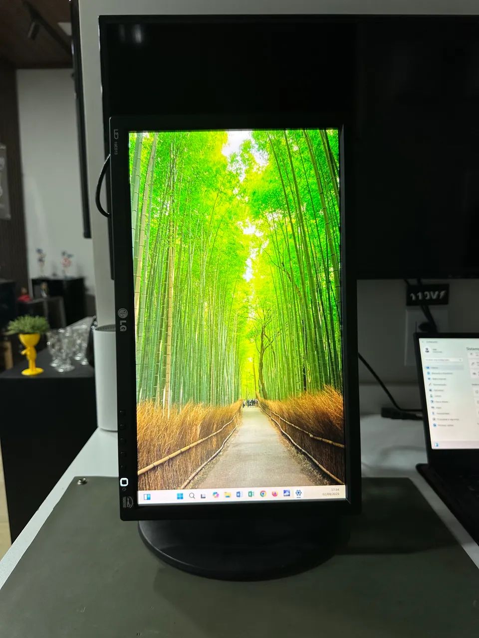 Monitor 19? LG ( Rotação 90 Graus) - Foto 3