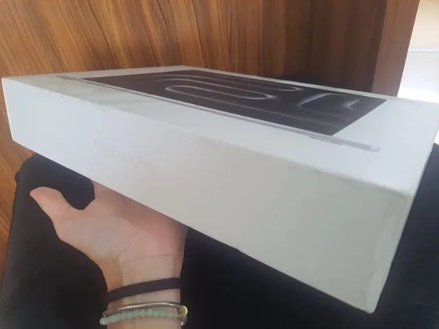 MacBook PRO M5 PRO 16' 48GB 1TB lacrado - Foto 2