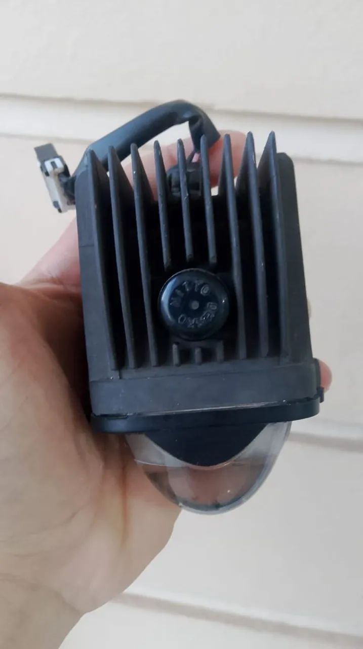 Farol projetor Yamaha - Foto 2