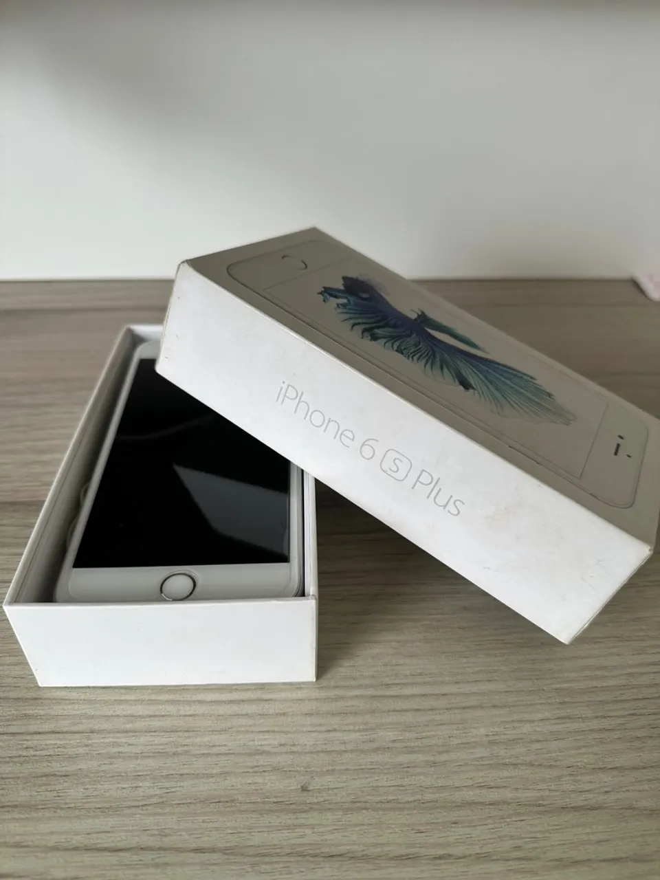 iPhone 6s Plus 128Gb Prata. Em ótimo estado!