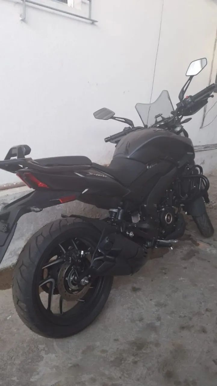 Bajaj dominar 400 2025