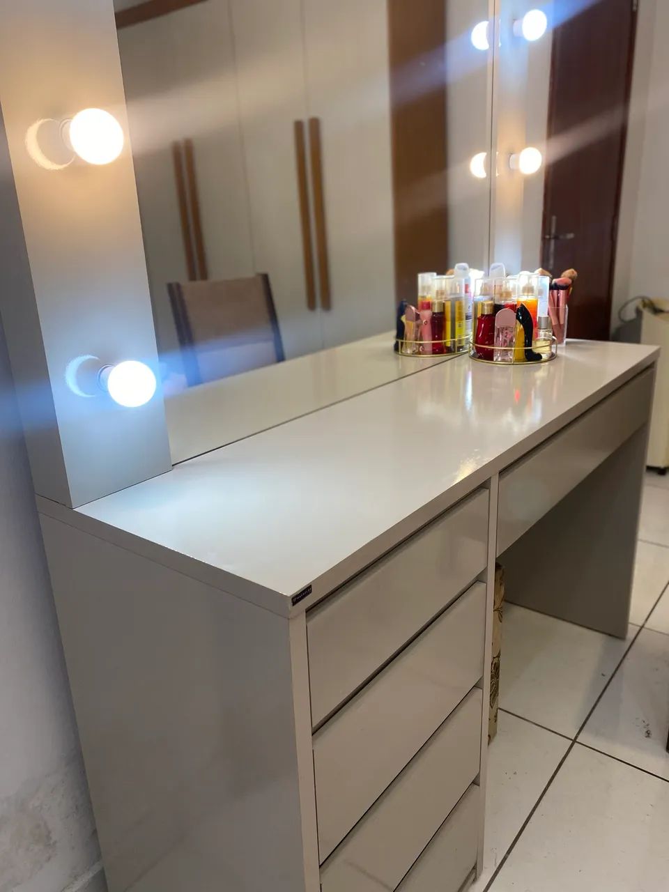 Penteadeira 64330587976193121