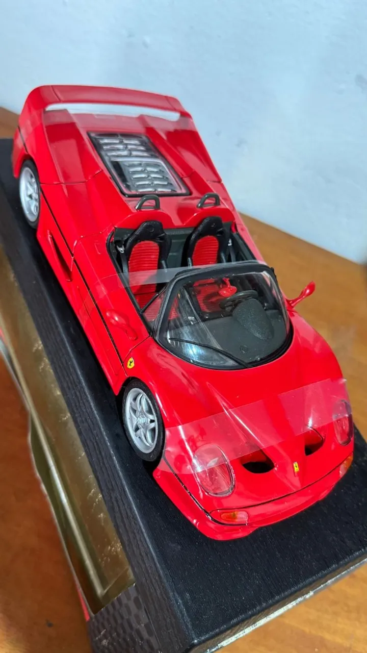 Ferrari F50 miniatura maisto(1995) 1:18 