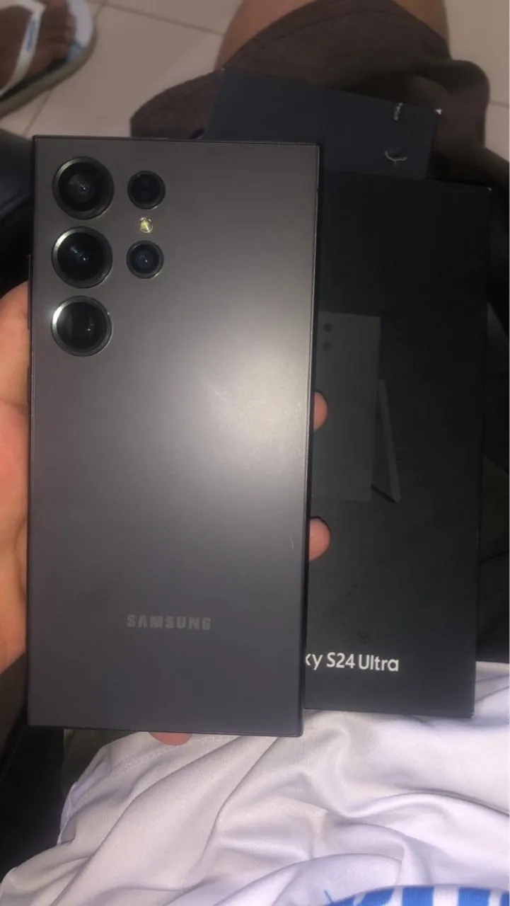 Samsung Galaxy S24 Ultra - Novo na caixa!