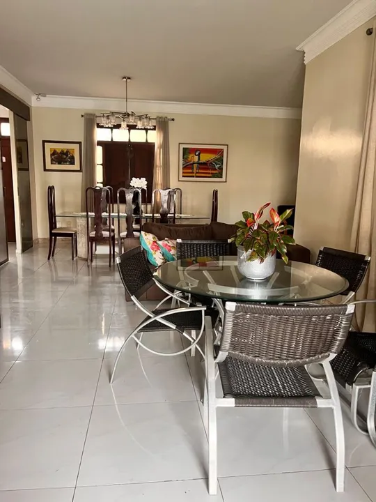 Alugo casa na Chácara Brasil