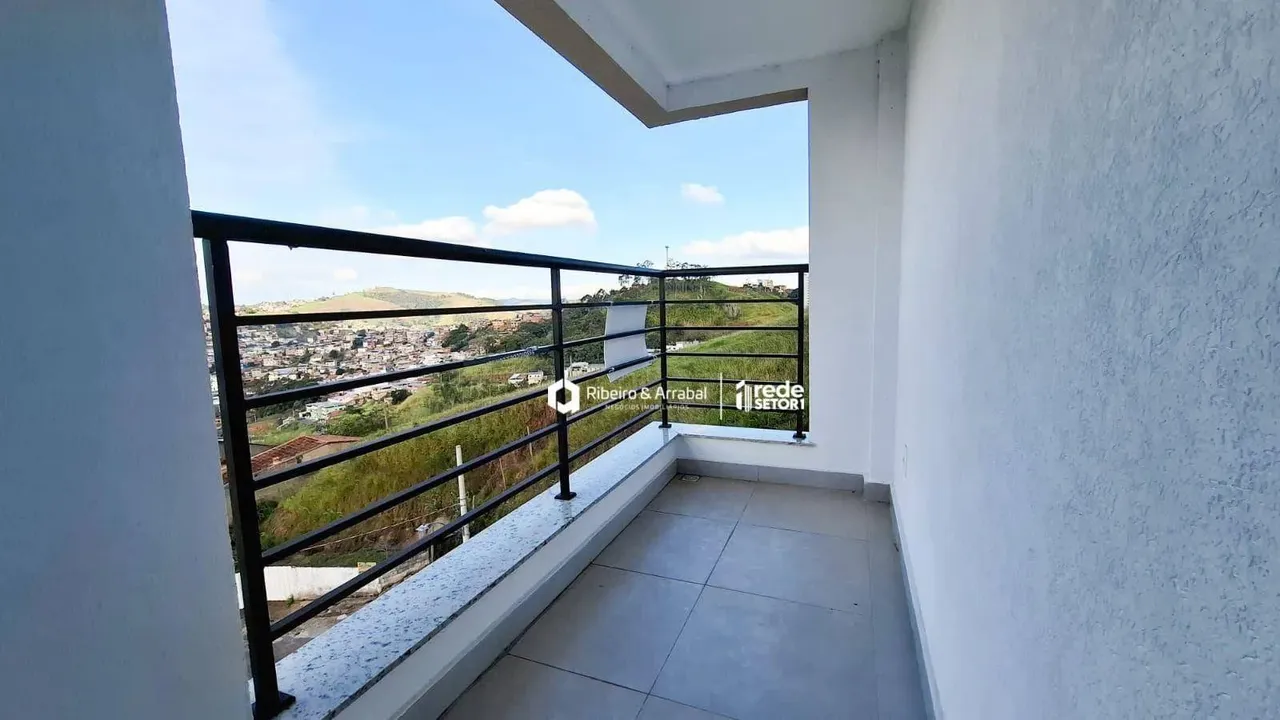 Apartamento com 2 dormitórios à venda, 70 m² por R$ 285.000,00 - Granbery - Juiz de Fora/M