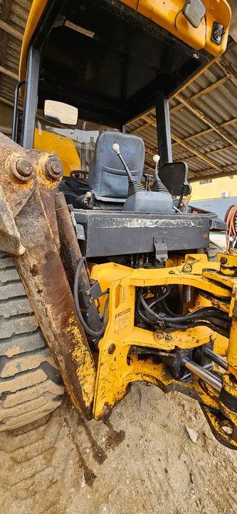 Retroescavadeira JCB 3C PLUS - Foto 3
