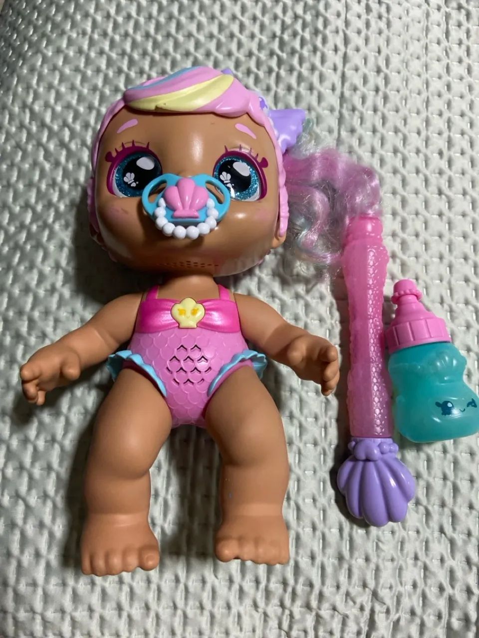 Boneca com mecanismo Kindi Kids Nursery Baby - Baby Pearl