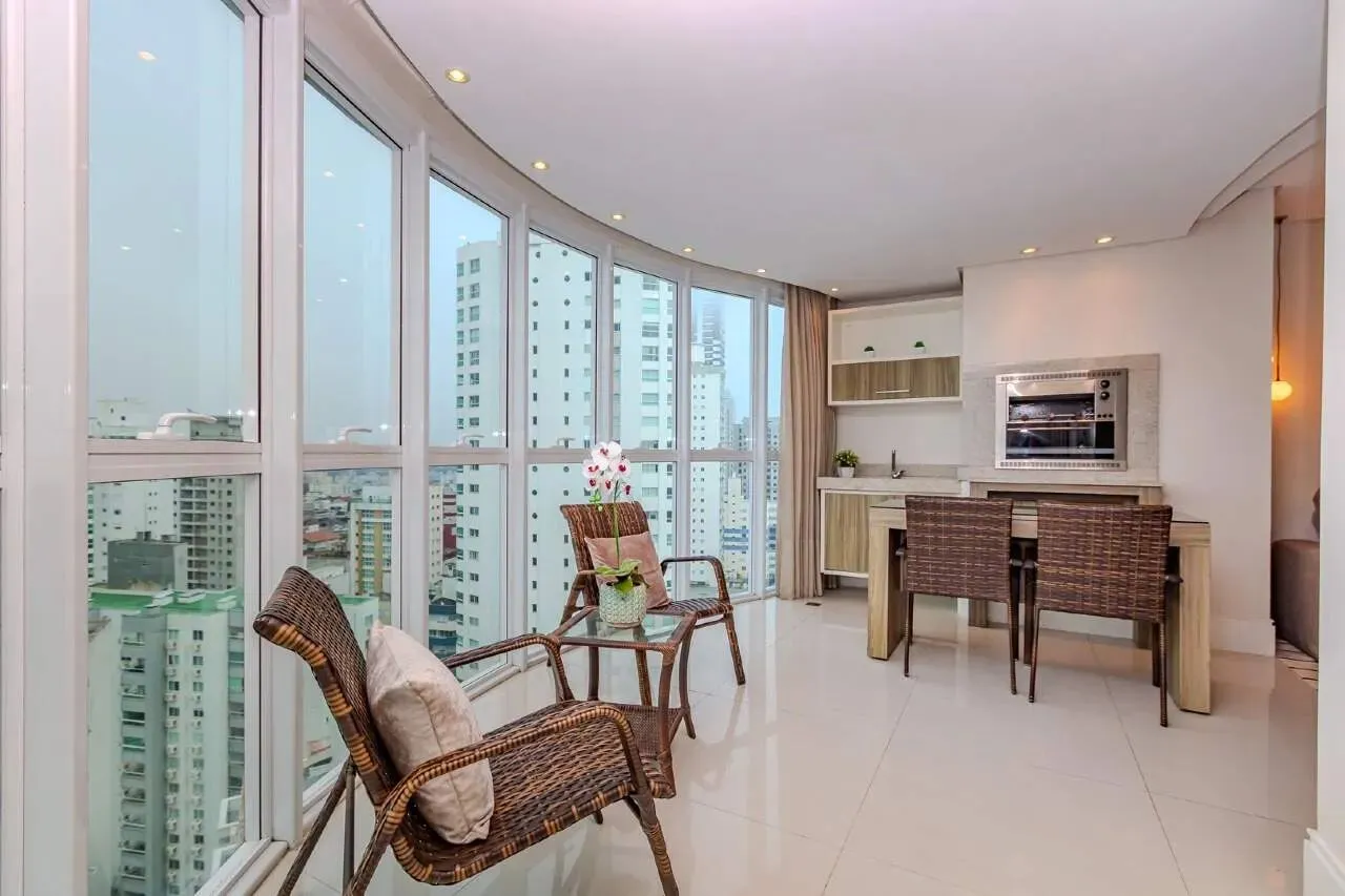 Apartamento à venda no Ed. Le Majestic em Balneário Camboriú
