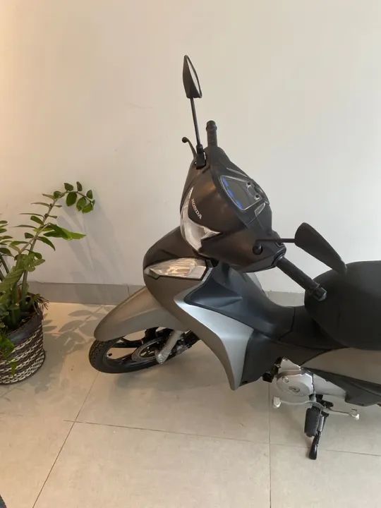 Biz 125 2023 - 2 mil kms rodados - Foto 6