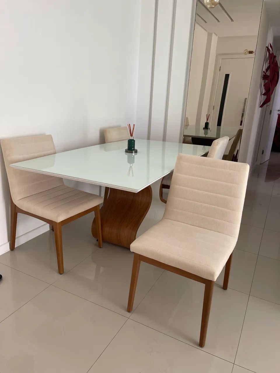 Mesa de jantar com 4 cadeiras  - Foto 4