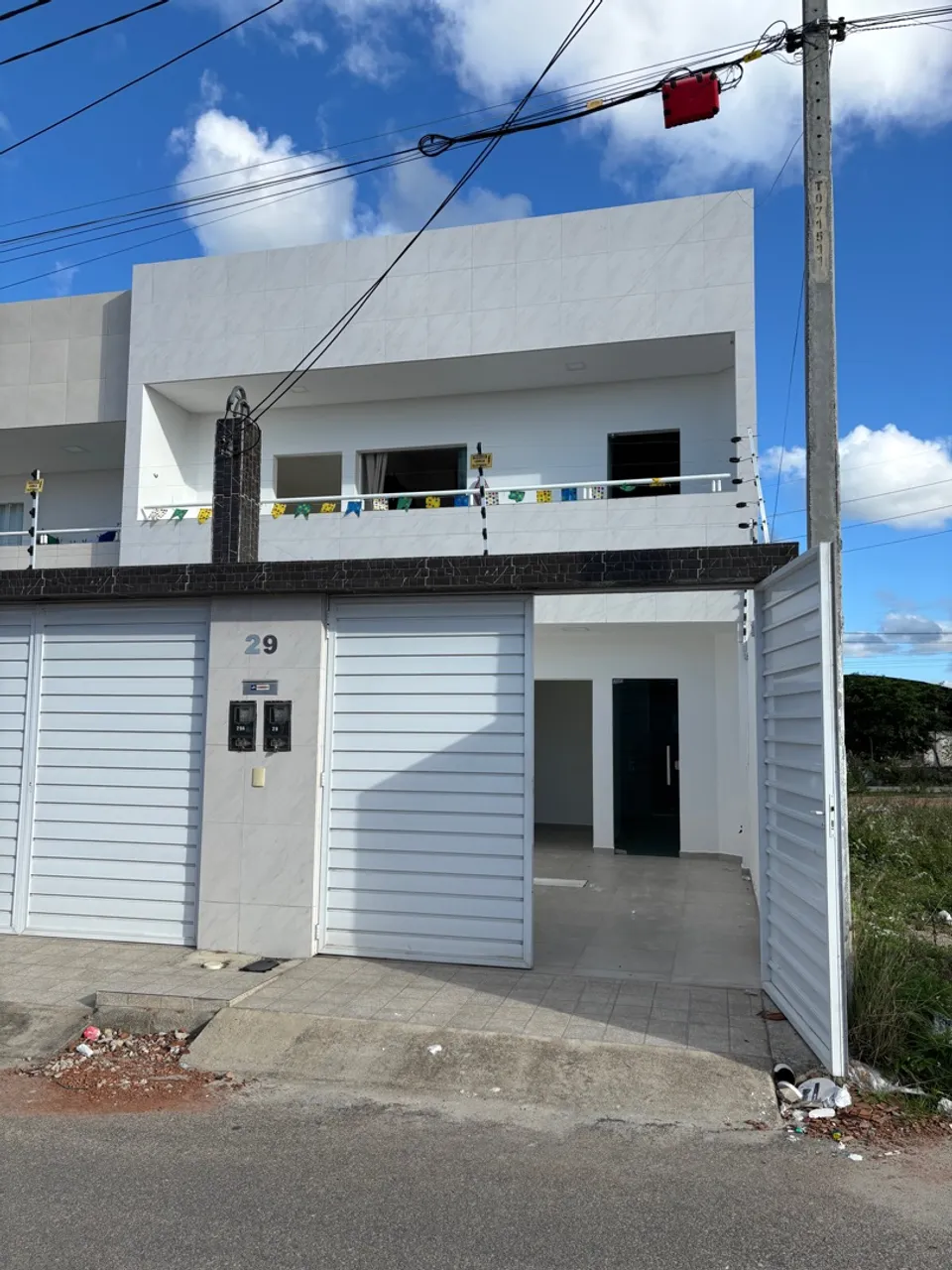 Casa de três quartos sendo uma suíte no bairro Kennedy