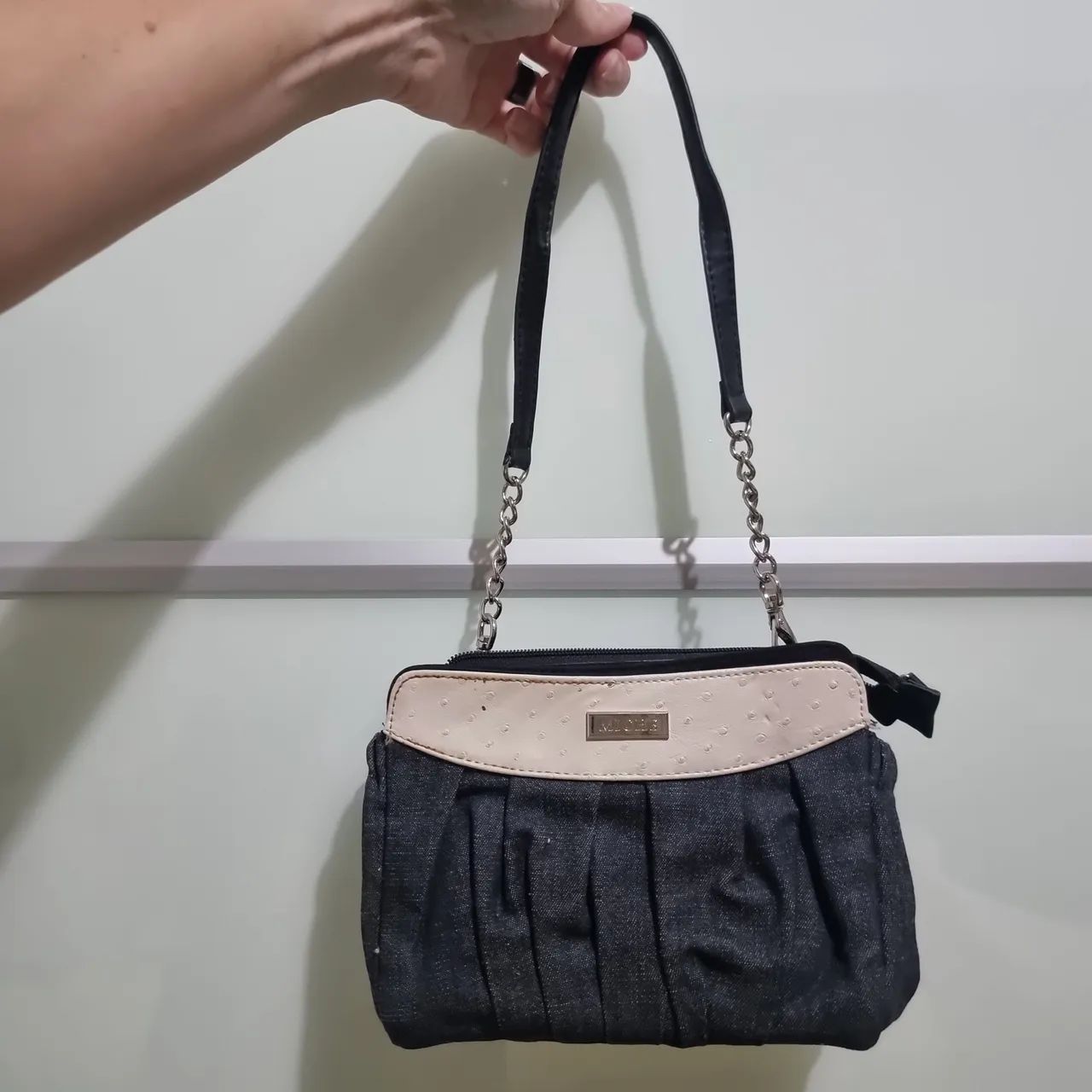 Bolsa de mão e ombro amarela com detalhes preta e jeans 1 bolsa com 3 capas  - Foto 3