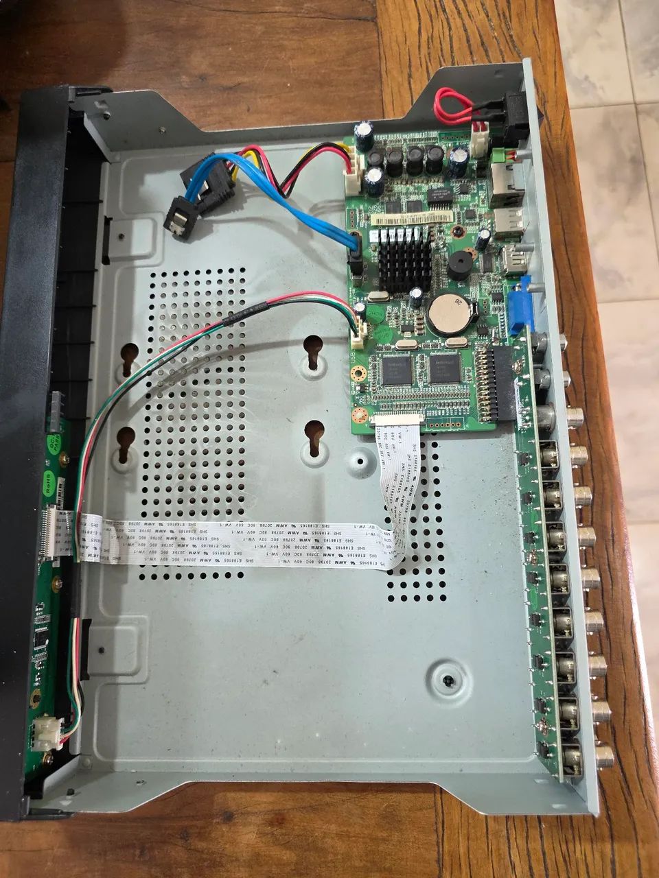 DVR Intelbras 12 canais com defeito. - Foto 3