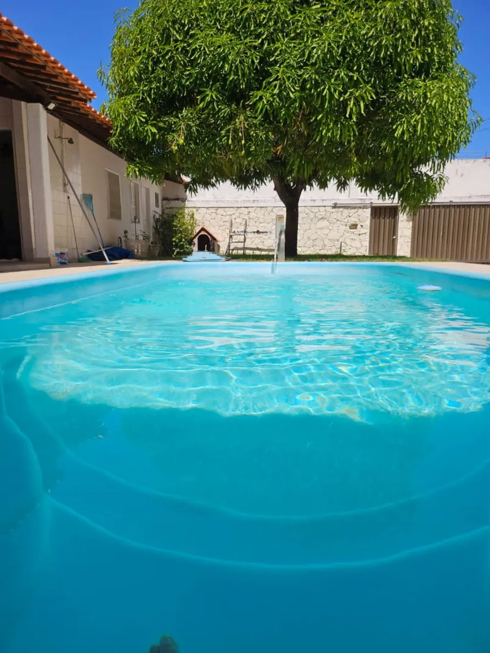 ALUGO CASA NA ARUANA COM PISCINA