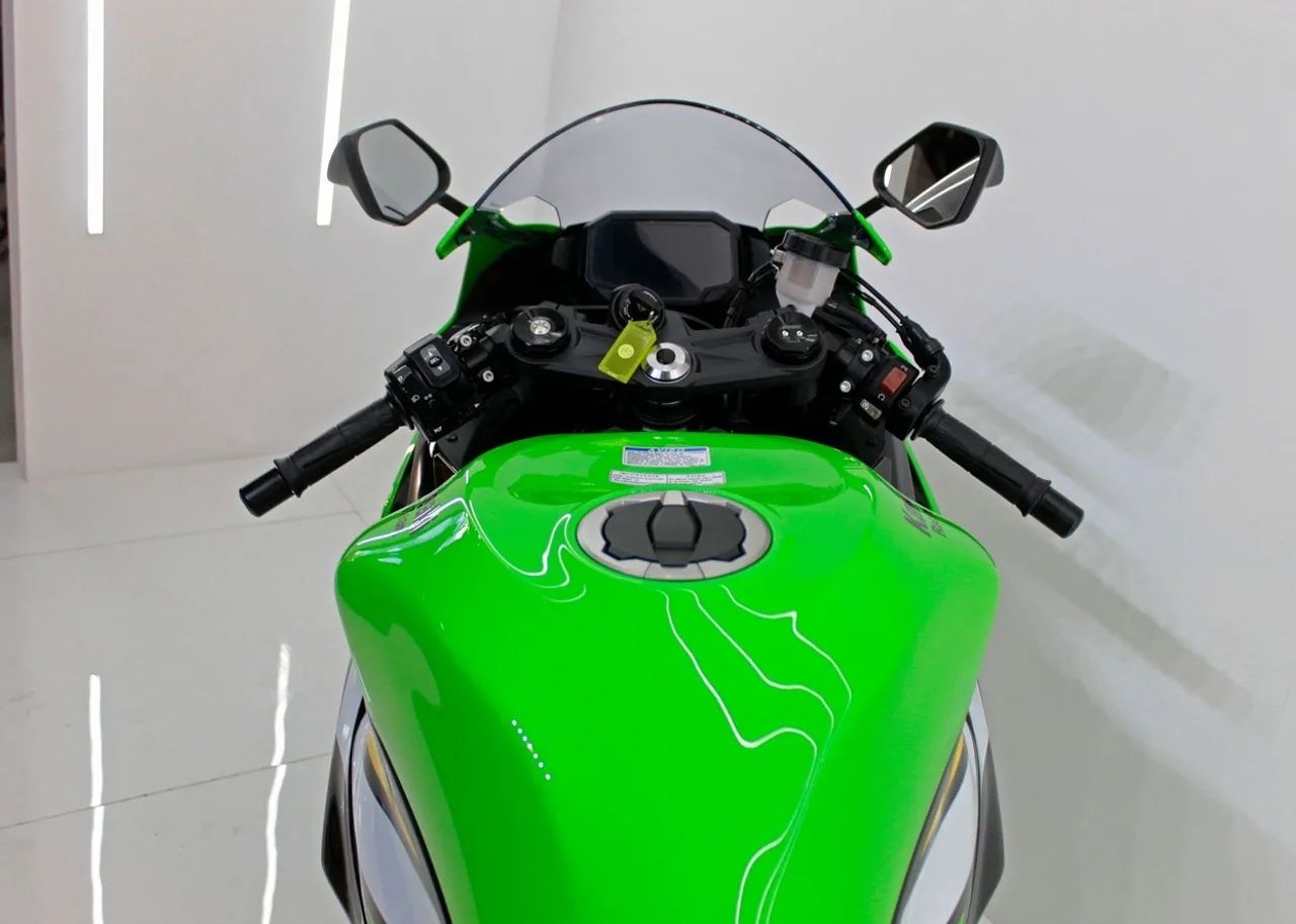 mrkページ1000♪ Kawasaki Ninja ZX4R 2024 | Kawasaki M3 Parts