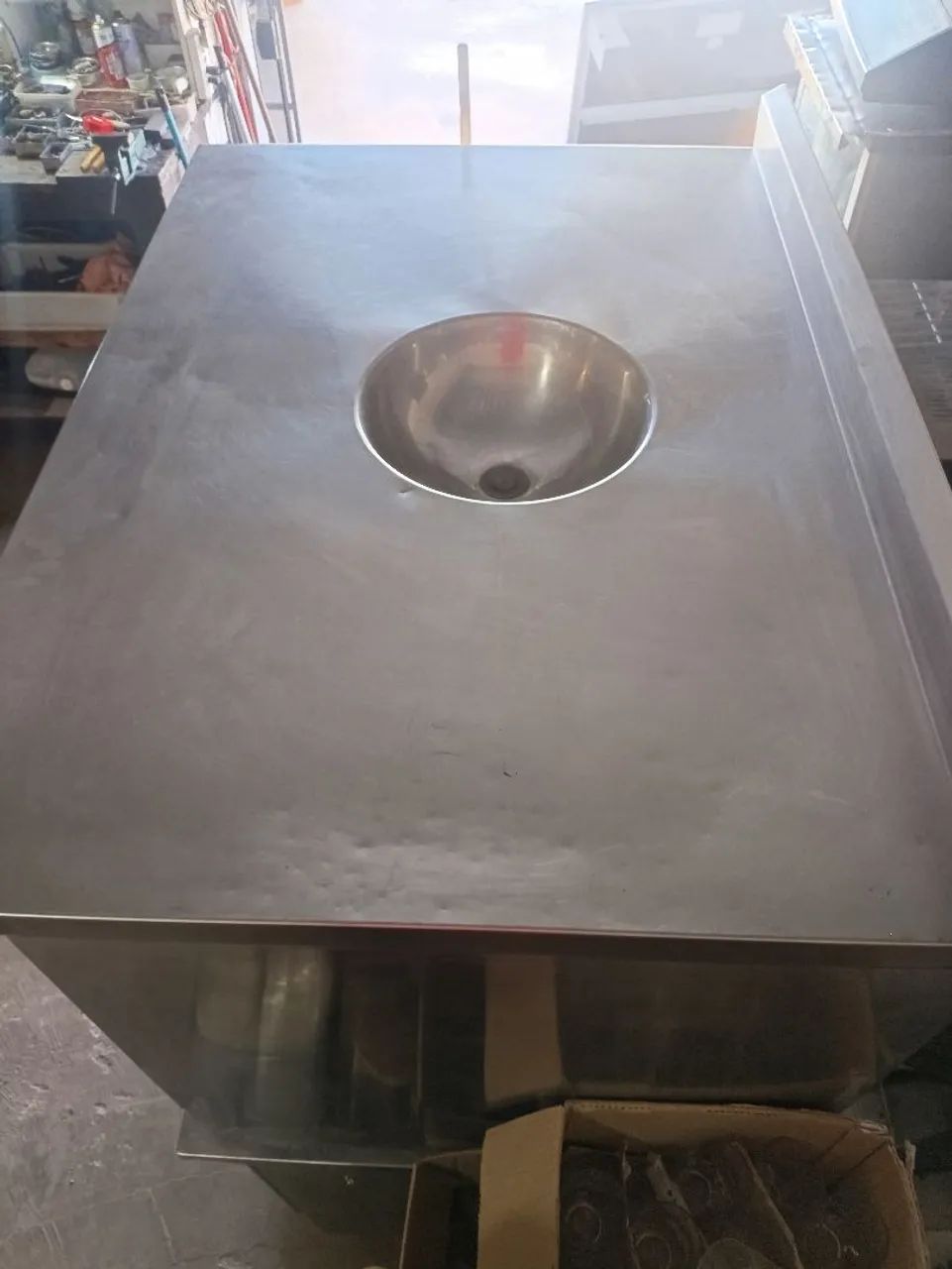 Balcão com pia inox 