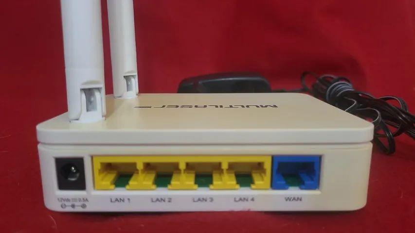 Roteador Multilaser RE172 Wireless N 300Mbps usado - Foto 2