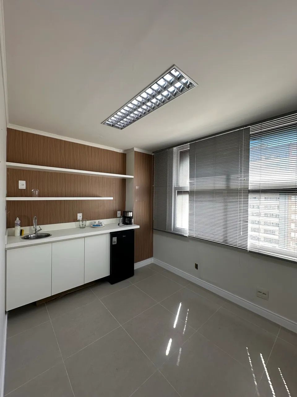 Conjunto / Sala Comercial Centro -  Av. Presidente Vargas com Rio Branco