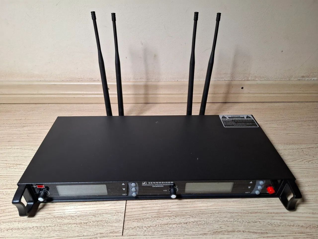 Microfone Profissional Sem Fio - SKM9000 Wireless System - Foto 4