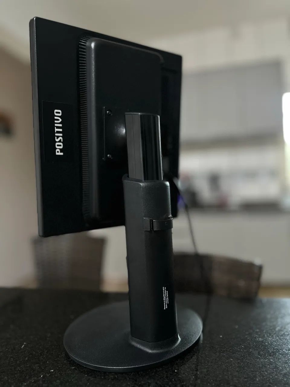 Positive L1742PE 17" LCD Monitor - In perfect condition!64396507132673121