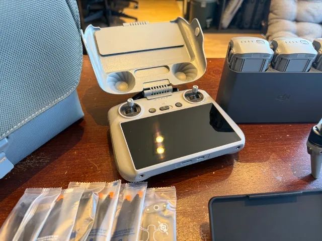 Drone Dji Air 3s Fly More Combo (com Tela)  - Foto 4