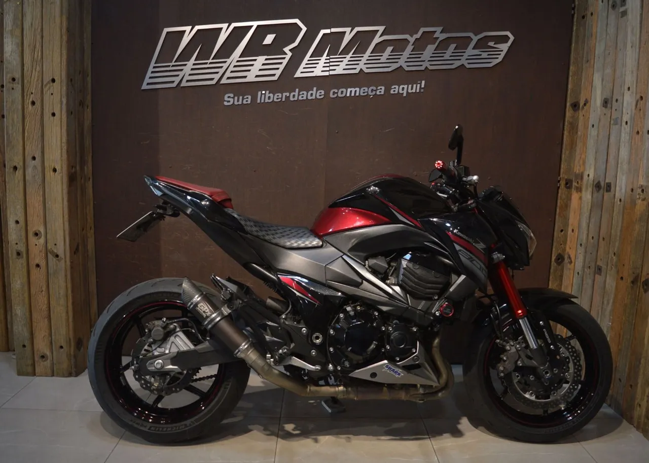 Motos KAWASAKI Z-800 no Brasil