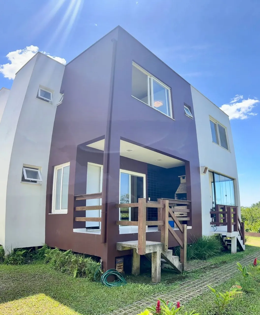 Casa Charmosa em Condomínio Exclusivo na Praia de Boracéia - São Sebastião/SP: 3 Quartos,