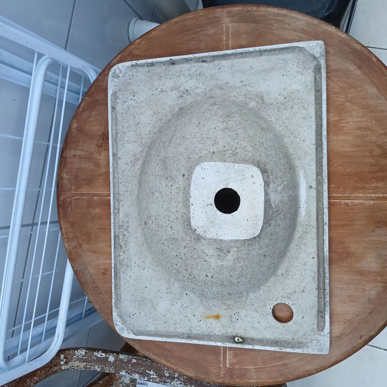 Pia lavabo banheiro pequena - Foto 3