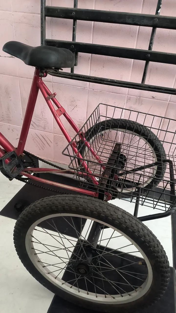 Triciclo com cesta aro 26 /20 - Foto 3