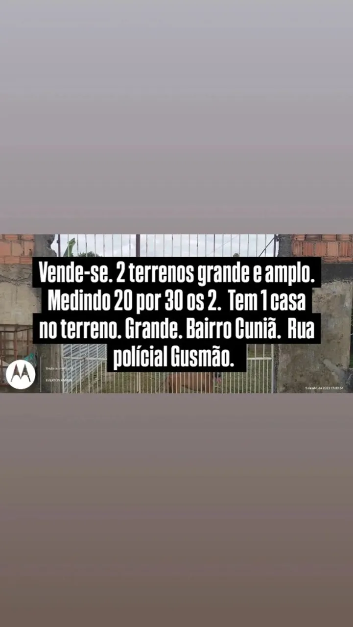 2 terrenos juntos com 1 casa nos fundos