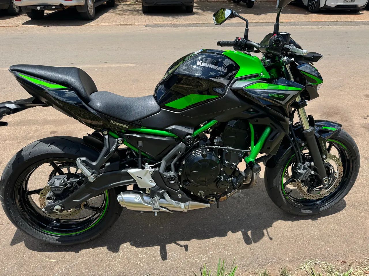 なっこう NAKED – Consórcio Kawasaki Brasil