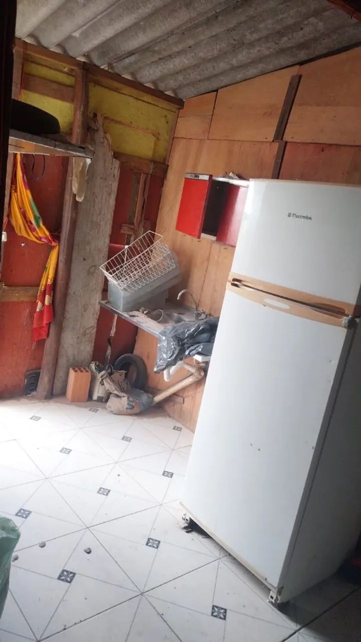 Vende casa na área livre Jd São Pedro Osasco 