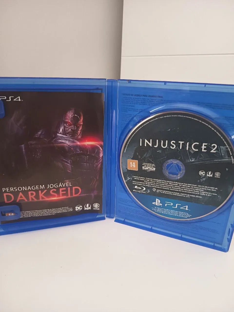 Injustice 2 PS4 com DLC 