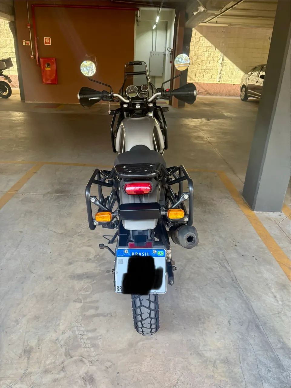 Himalayan 411 - Foto 3