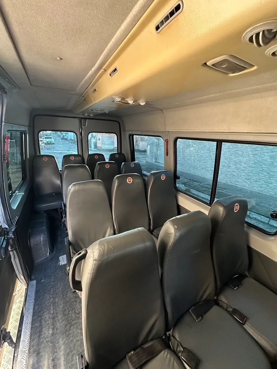 Van viagem fretes passeios turismo translado  - Foto 4
