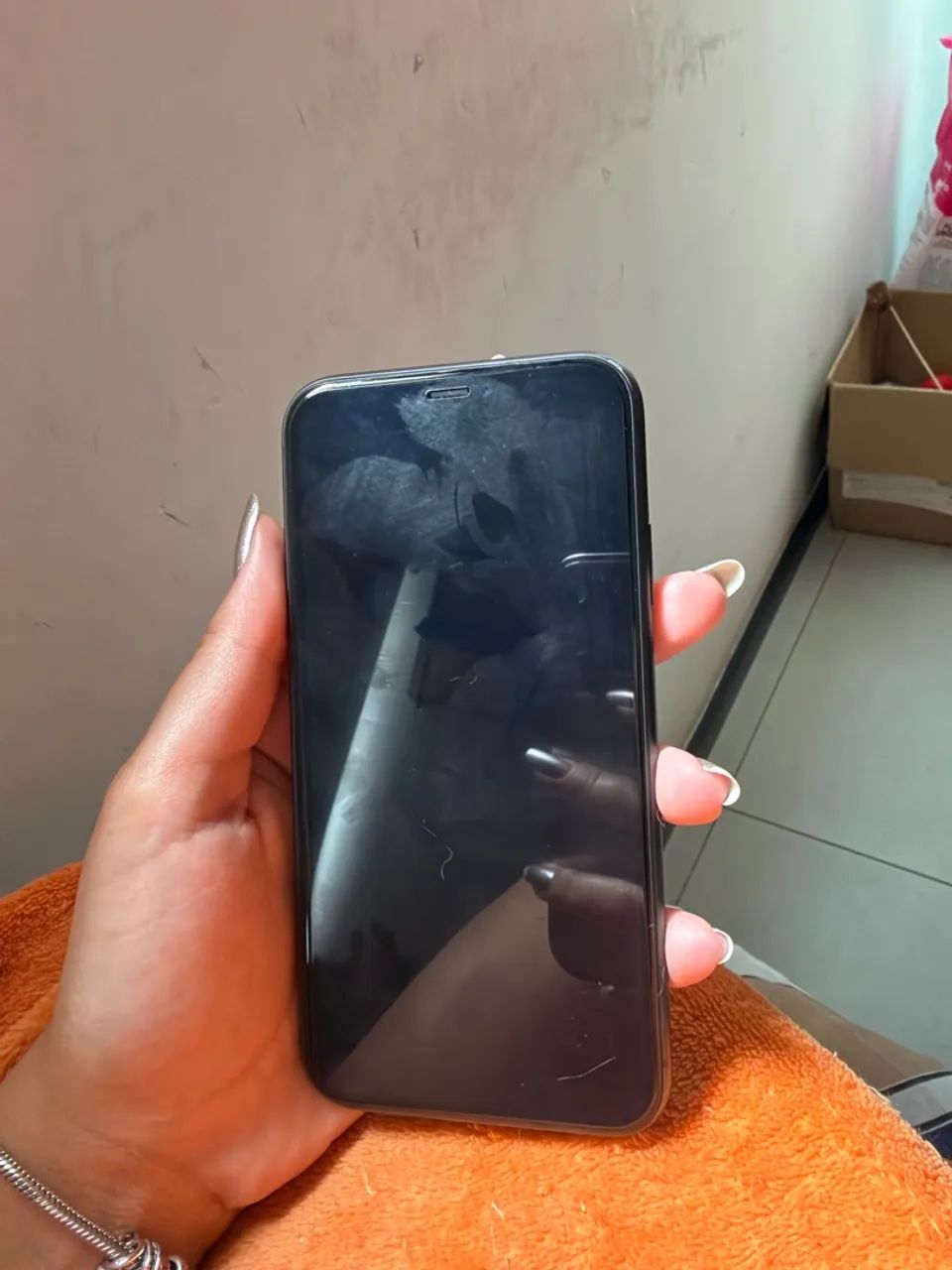 iPhone 11 preto - 128g - Foto 2