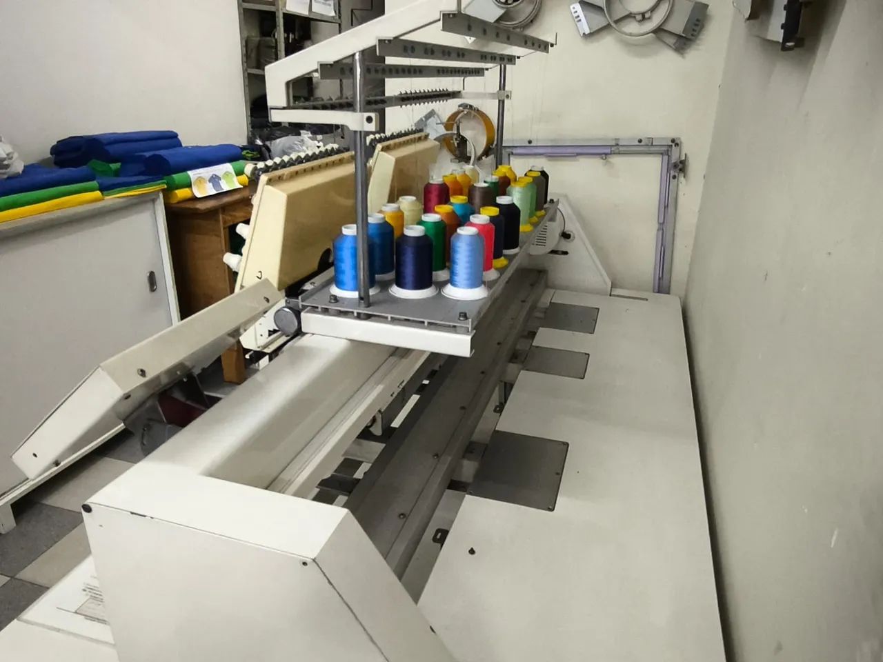 Máquina de bordado 2C e 12 Agulhas c boné  - Foto 4