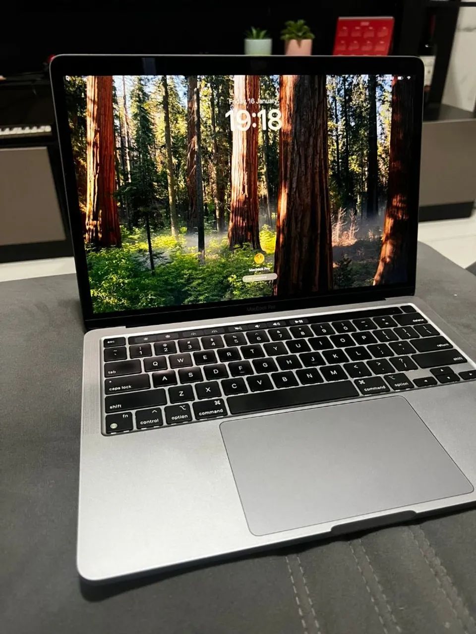 Macbook pro M1