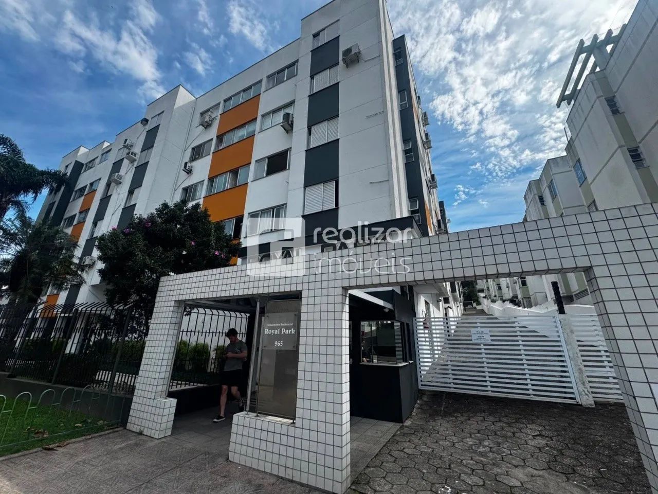 Apartamento de 1 dormitório na Carvoeira