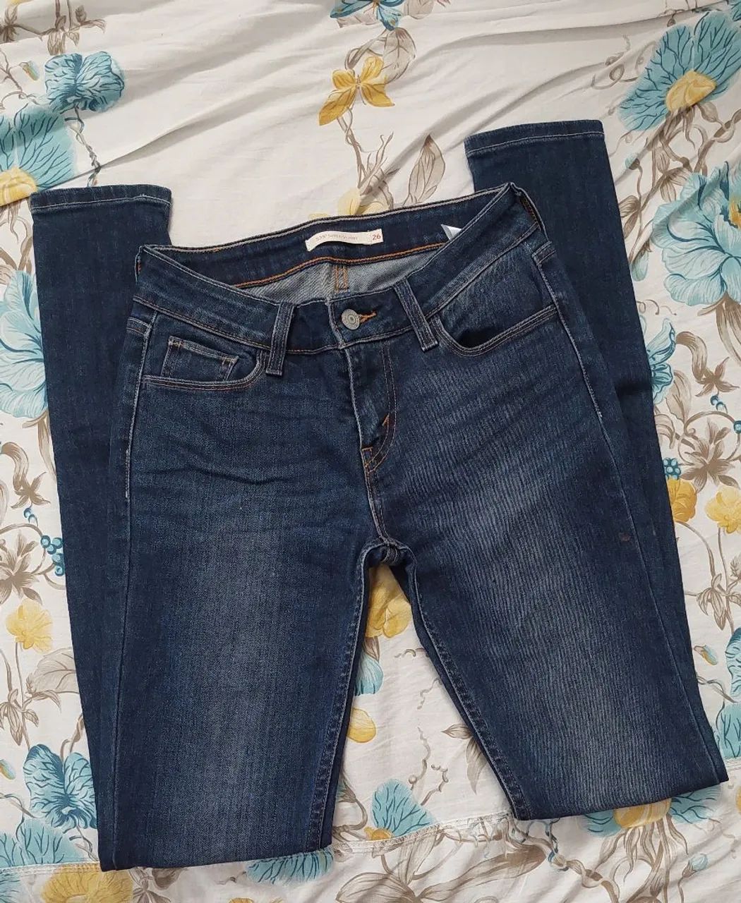 Vendo calça seminova