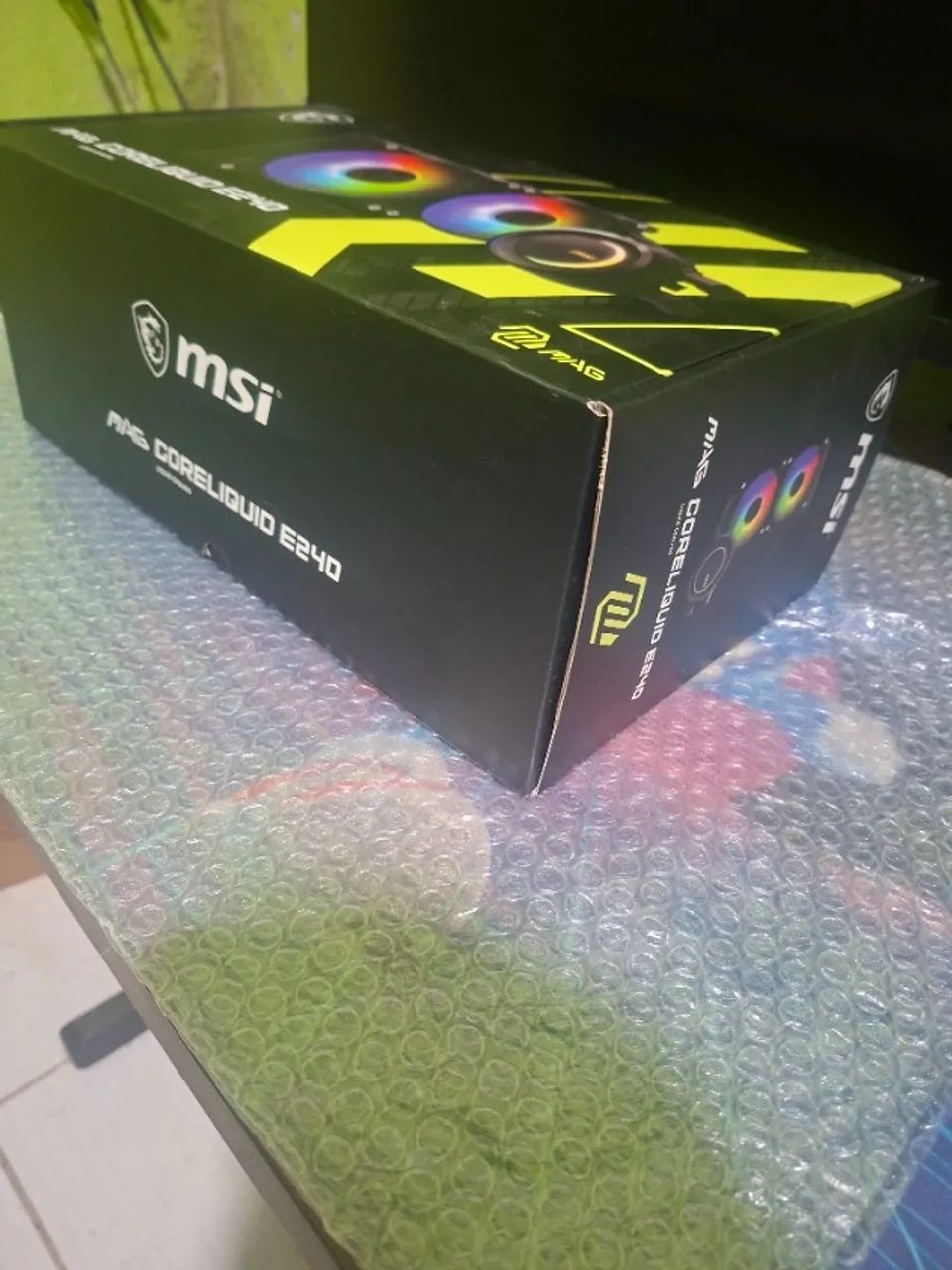 Water Cooler MSI Mag Coreliquid E240, ARGB, 240mm, AMD/Intel, Preto - MAG CORELIQUID E240