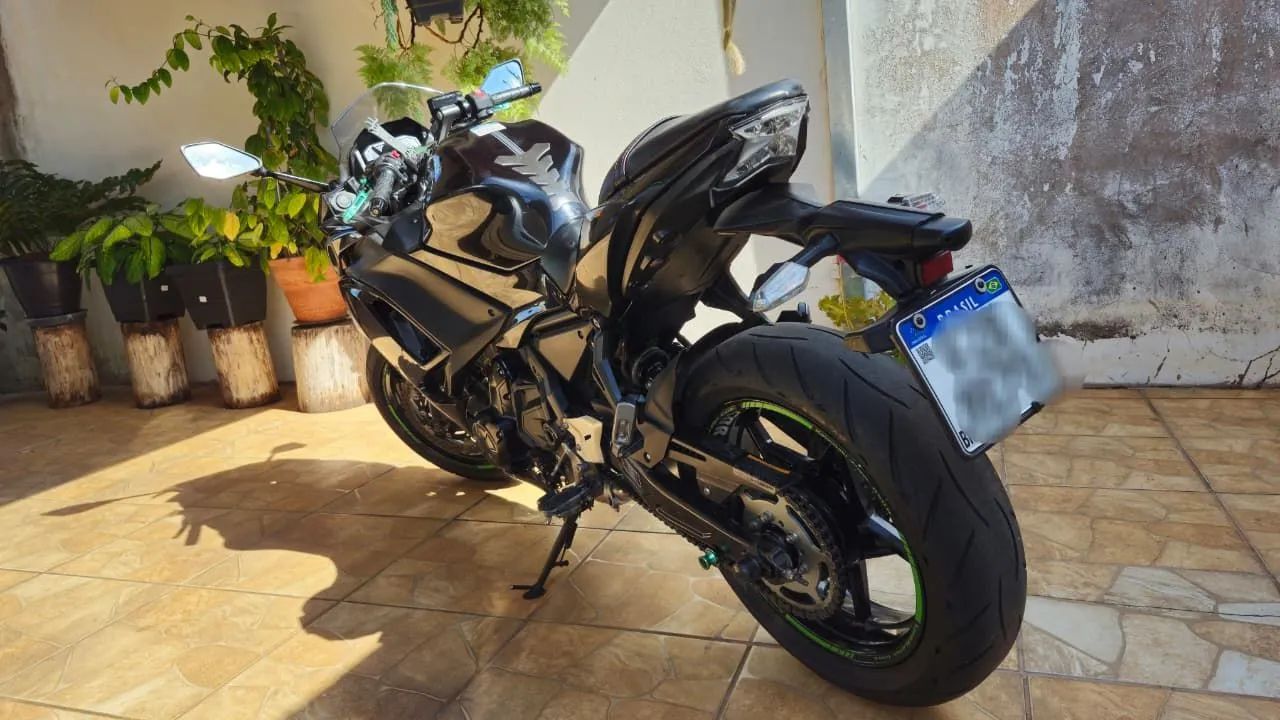Kawasaki  - Foto 3