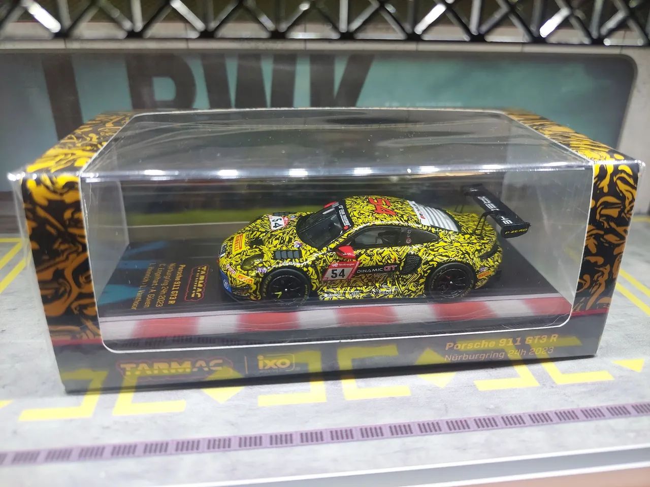Tarmac Porsche 911 GT3 R - 1/64 - Foto 5