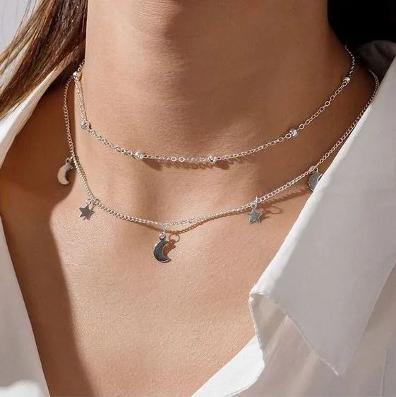 Colar Gargantilha Choker Dupla Luas e Estrelinhas - Foto 2