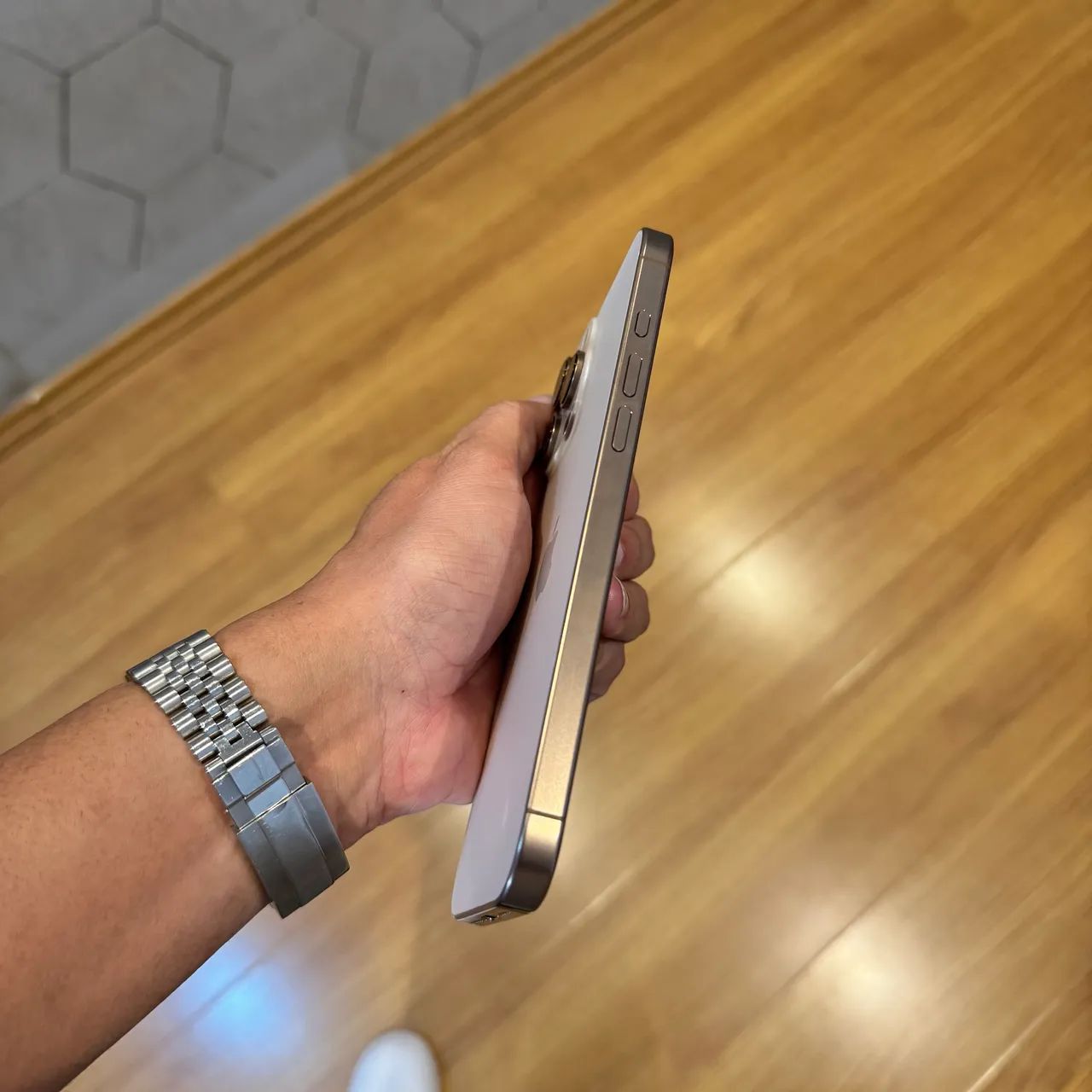 iPhone 16 Pro Max 256gb - Oportunidade  - Foto 5