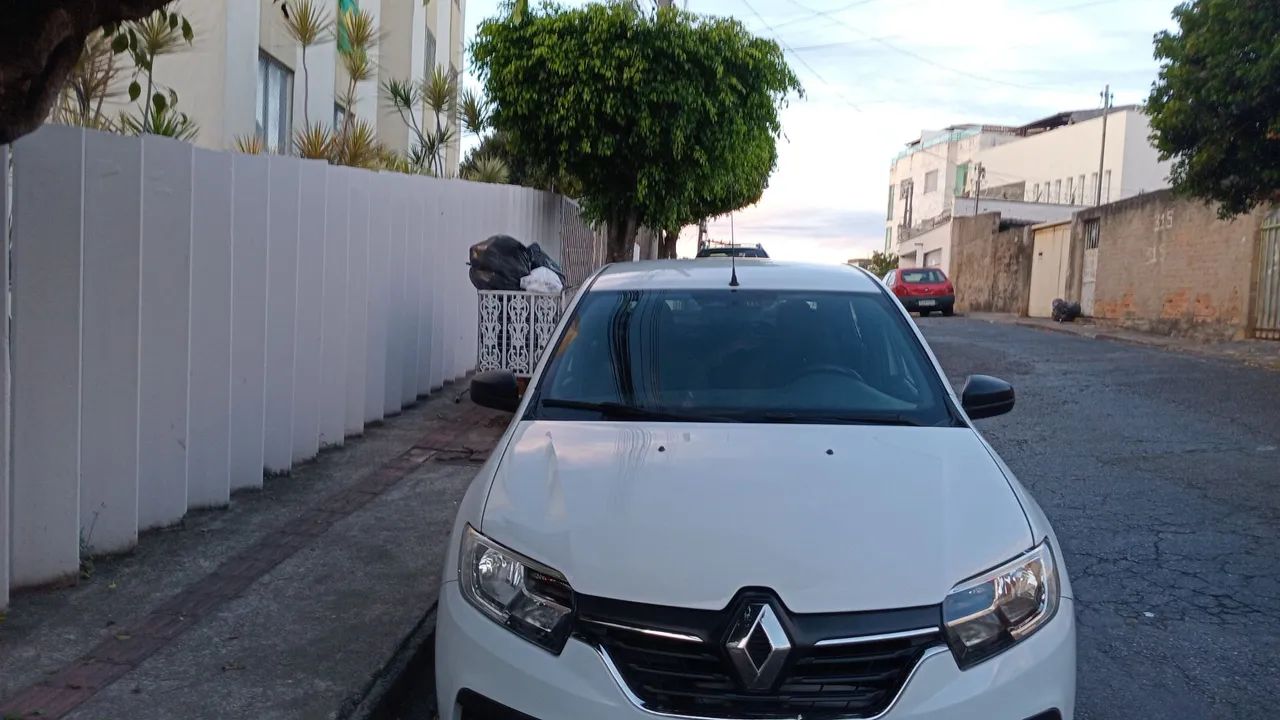 Renault Logan LOGAN Life Flex 1.0 12V 4p Mec. 2021