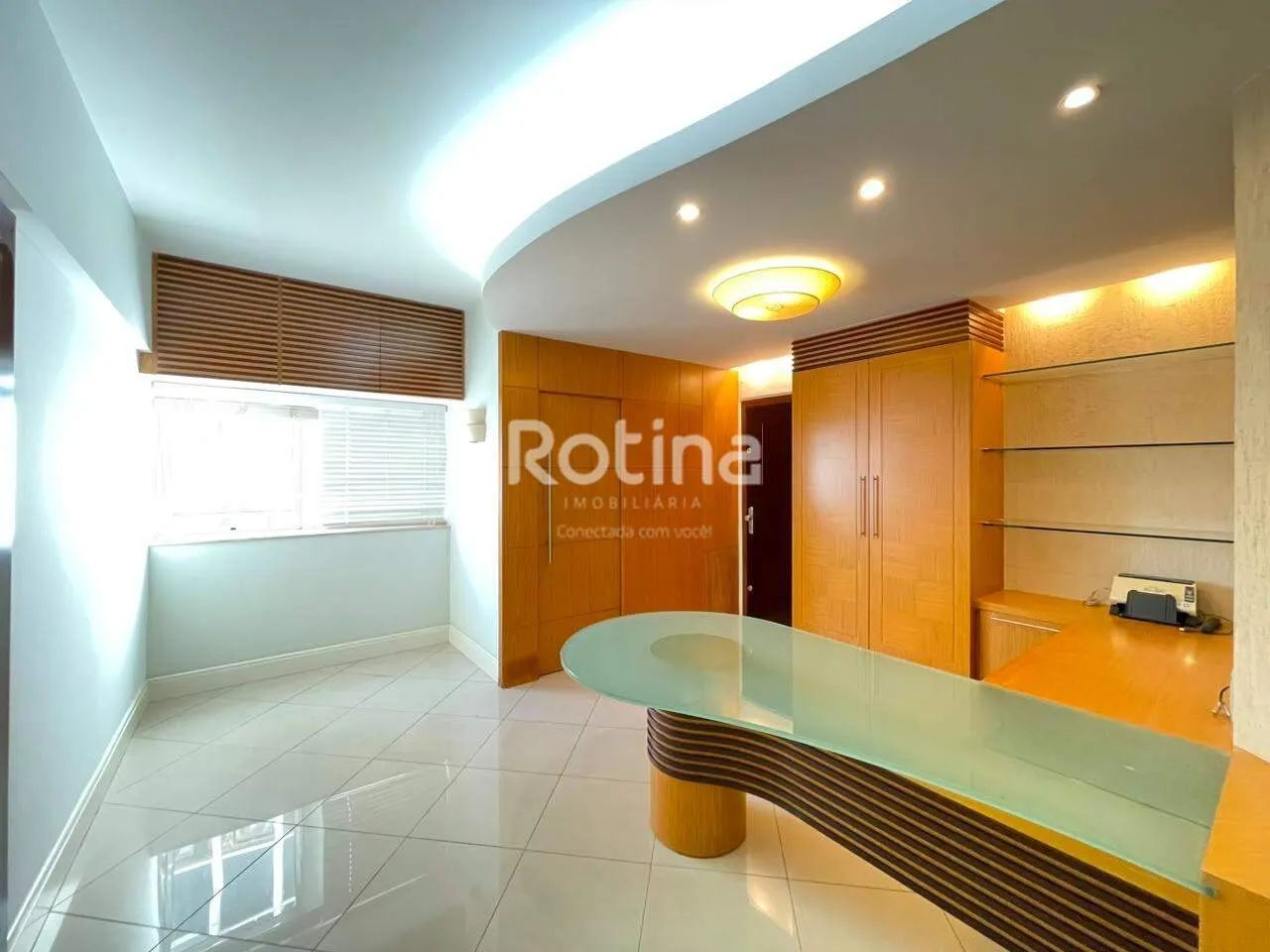 Sala comercial à venda no Centro de Uberlândia com 30 m² - Foto 3