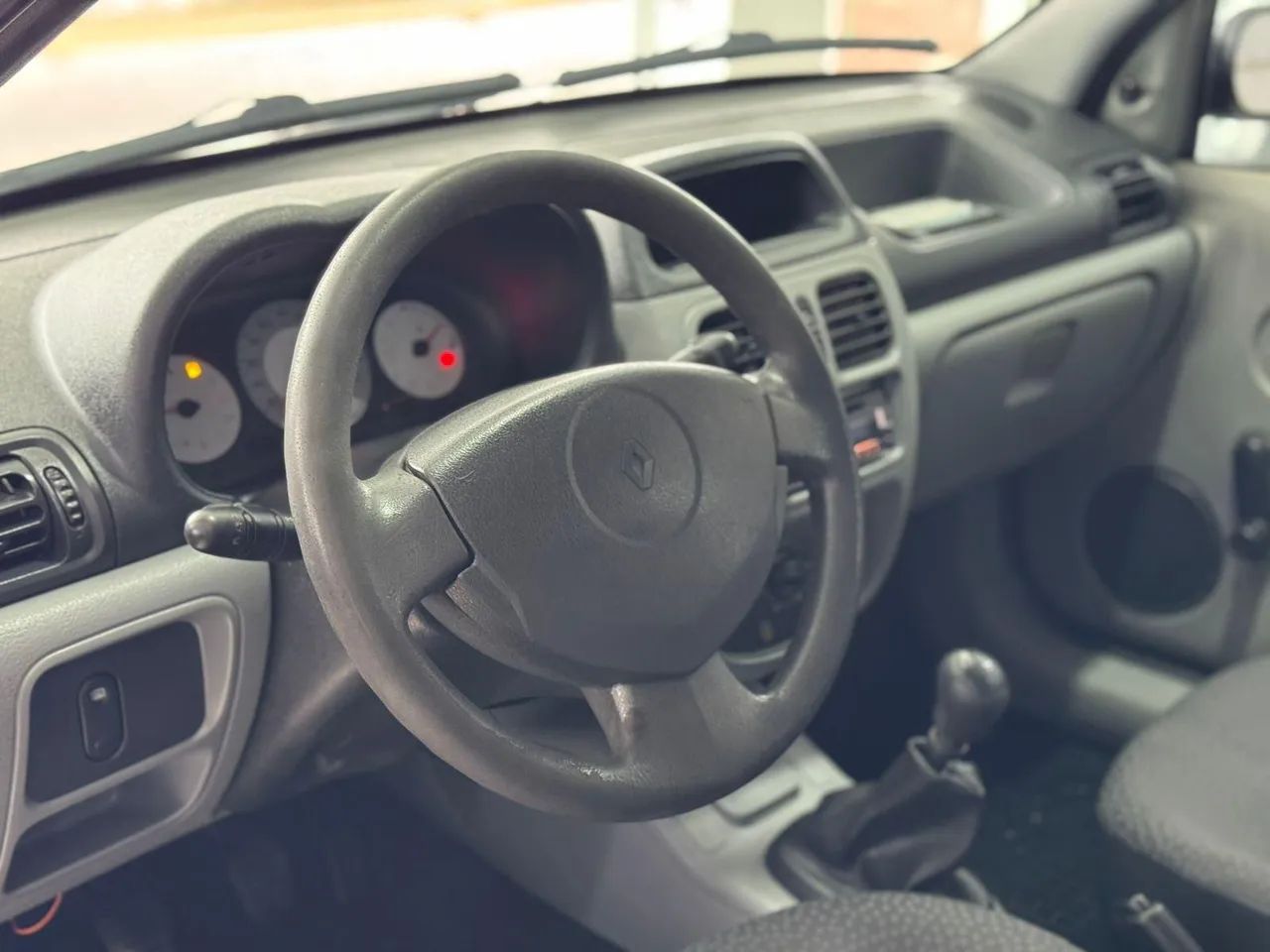 Renault Clio Campus Hi-flex 1.0 16V 5P 2009 - Foto 5